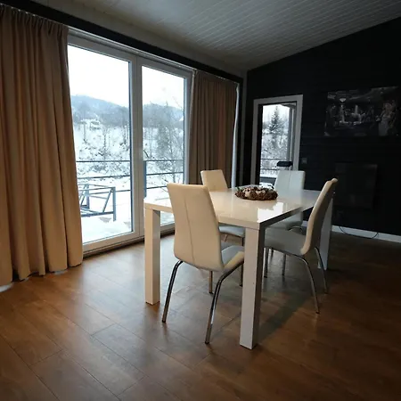 креси Apartamento Yaremche