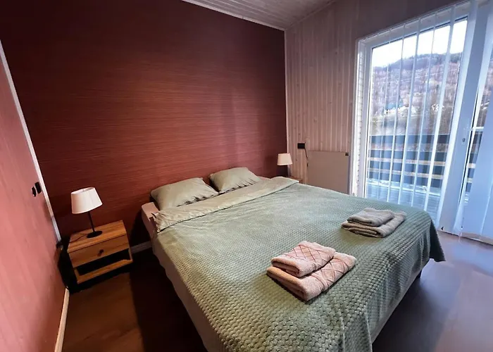 креси Apartamento